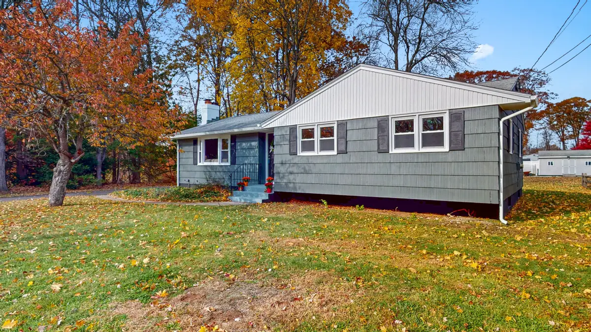 54 Red Top Drive, West Hartford, CT 06110 - Image #1