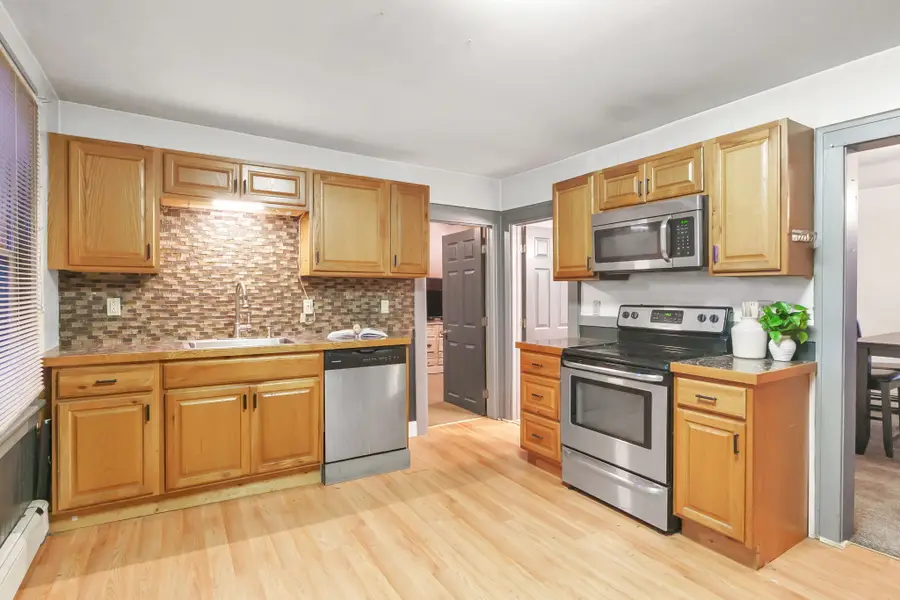 78 Hunters Avenue, Taftville, CT 06380 - Image #2