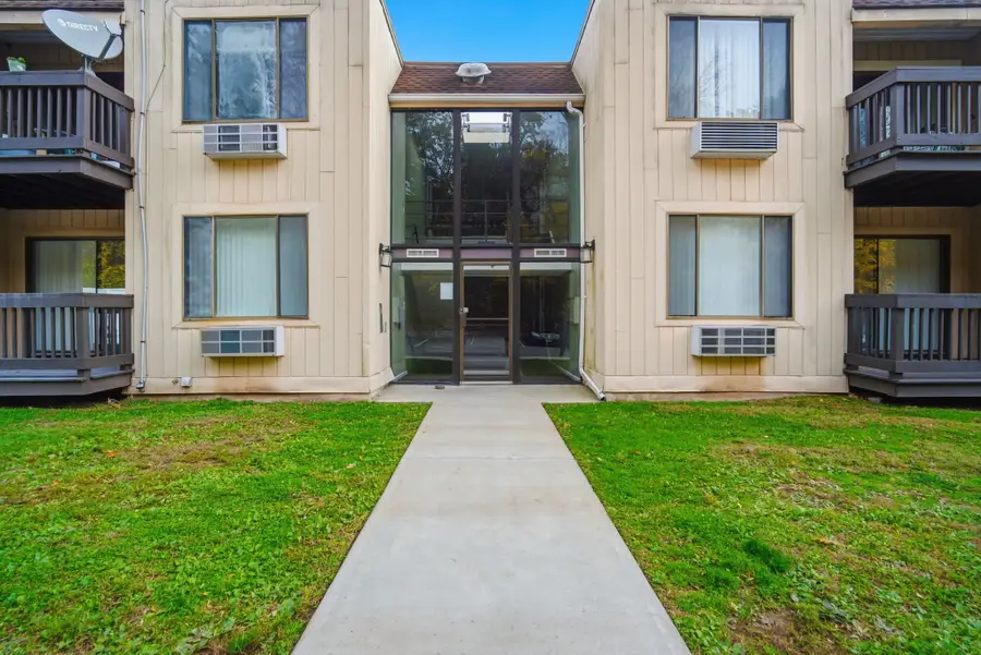 175 Mill Pond Road #433, Hamden, CT 06514 - Image #3