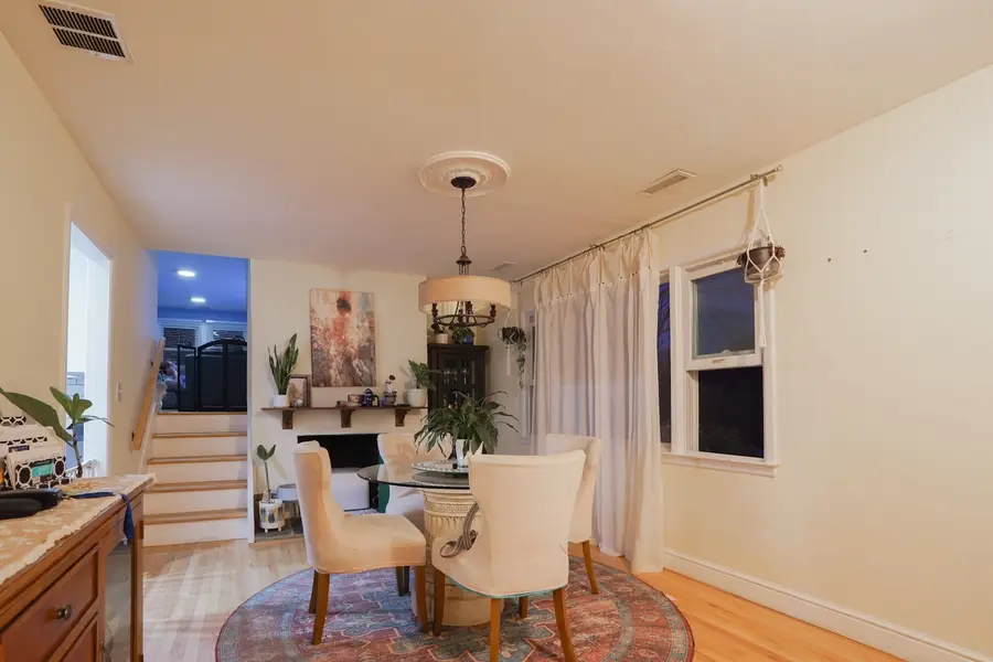 124 Wyndover Lane, Stamford, CT 06902 - Image #3