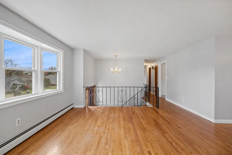 19 Albert Avenue, Wethersfield, CT 06109 - Image #3