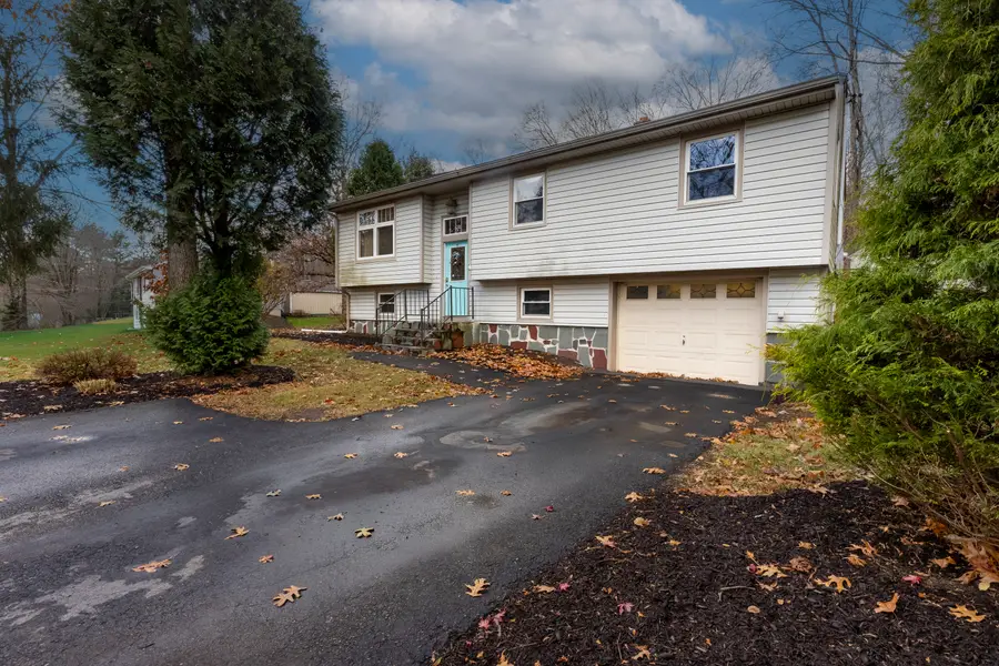 30 Valley Road, Thompson, CT 06255 - Image #2