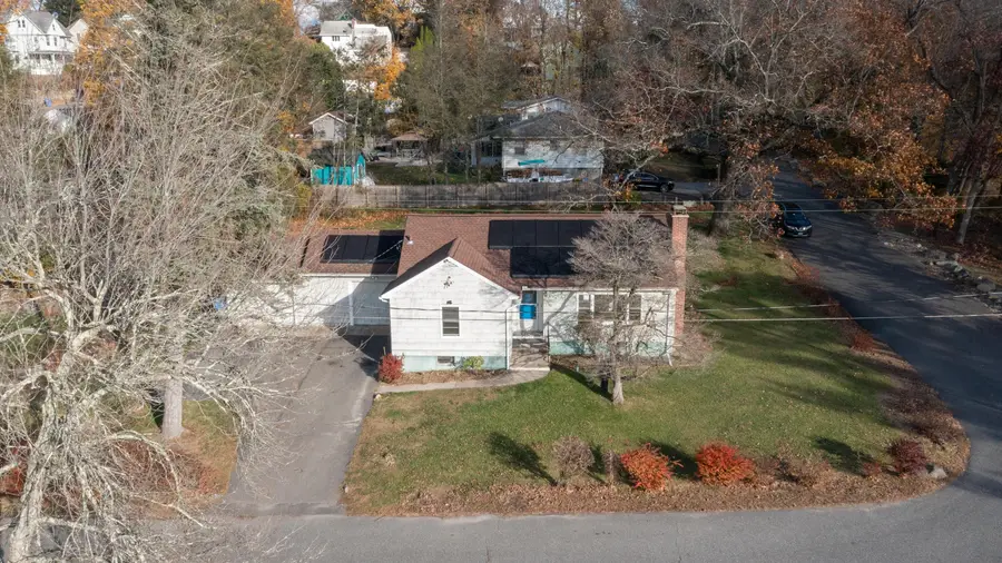 19 Lenox Street, Waterbury, CT 06704 - Image #2