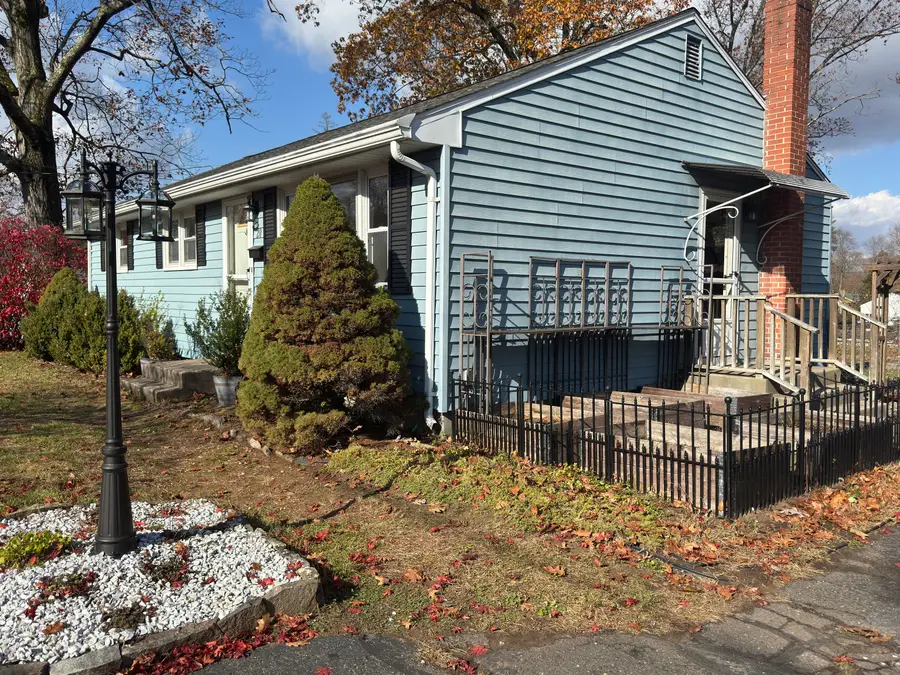 20 Howard Street, Enfield, CT 06082 - Image #3