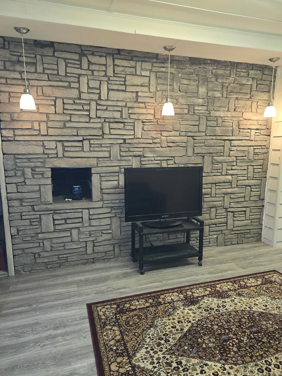 20 Palmer Street, Uncasville, CT 06382 - Image #3