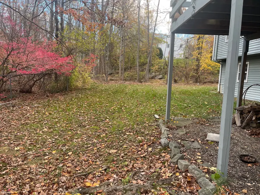 131 Fieldcrest Drive, Ridgefield, CT 06877 - Image #3