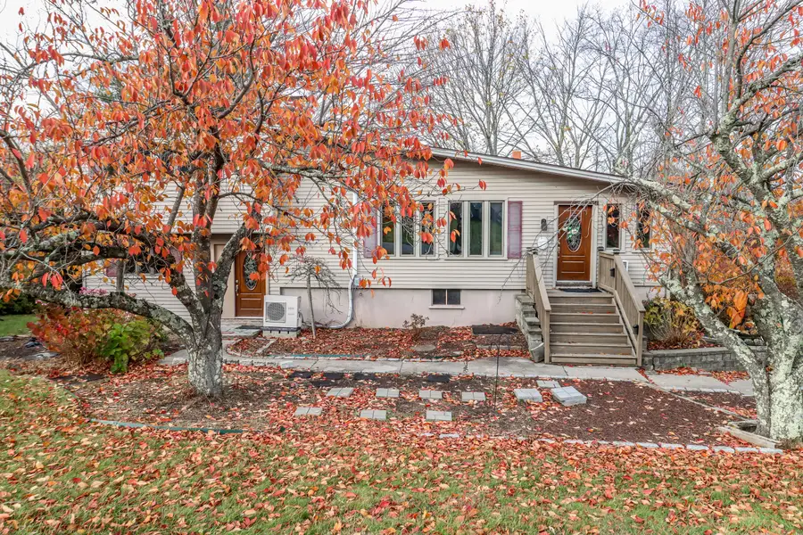 70 Possum Drive, New Fairfield, CT 06812 - Image #3