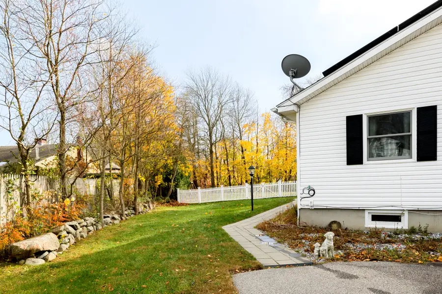 39 Willow Court, Clinton, CT 06413 - Image #3