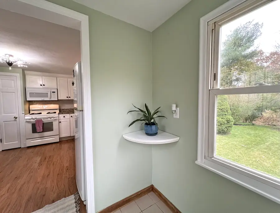 63 Maple Ridge Drive, Somers, CT 06071 - Image #3