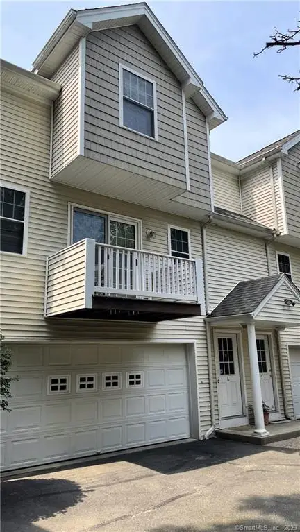35 Maple Tree Avenue #APT 6, Stamford, CT 06906 - Image #2