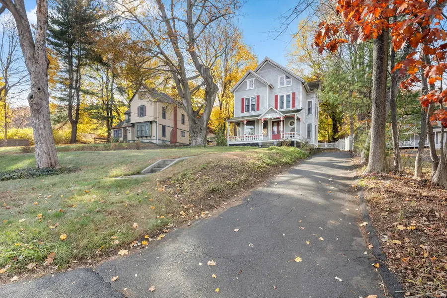 9 Mountainville Road, Danbury, CT 06810 - Image #2