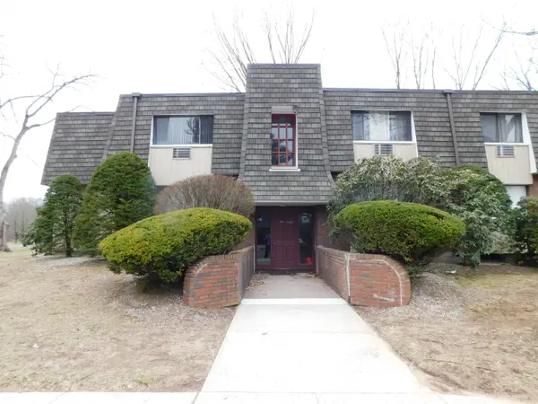 98 High Path Road #98, Windsor, CT 06095