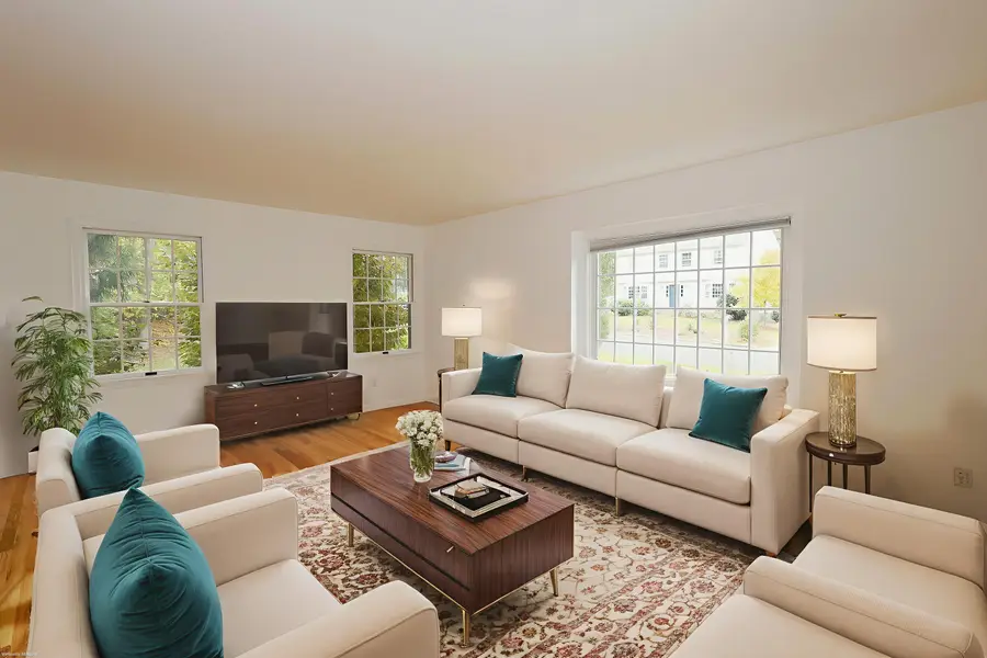 44 Deer Run Road, Fairfield, CT 06824 - Image #3