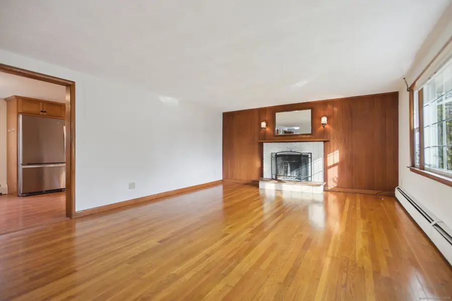 42 Westwood Drive, Groton, CT 06340 - Image #3