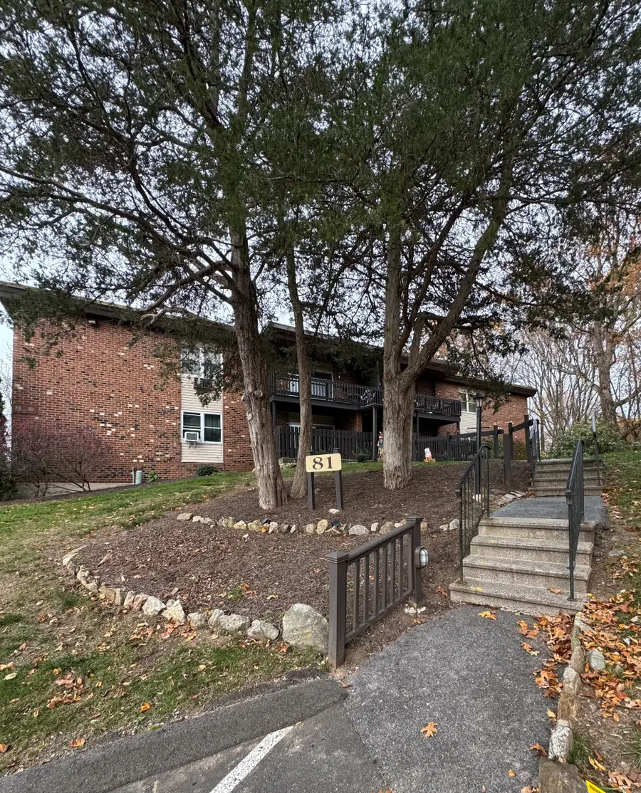 81 Balance Rock Road #APT 11, Seymour, CT 06483 - Image #2