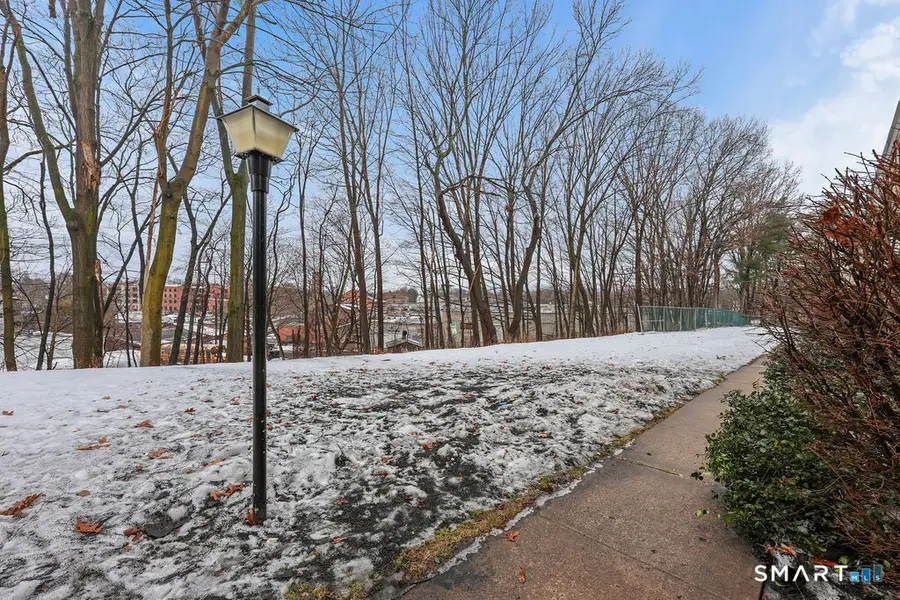 826 Blackstone Village #826, Meriden, CT 06450 - Image #3