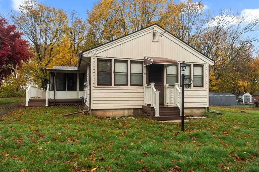 12 Pine Street, Waterford, CT 06385 - Image #2