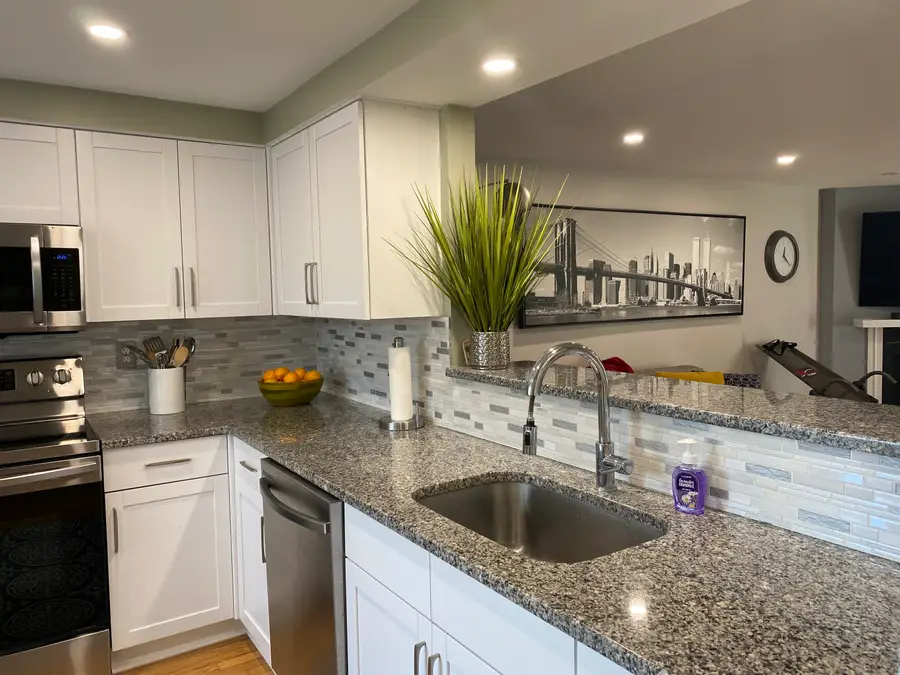 49 Woodbridge Lane #49, Cromwell, CT 06416 - Image #3