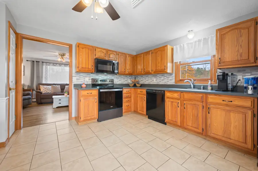 359 Baldwin Avenue, Meriden, CT 06450 - Image #3