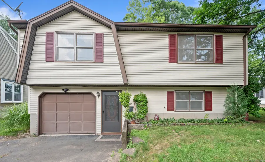 212 Rockwell Avenue, Bristol, CT 06010 - Image #2