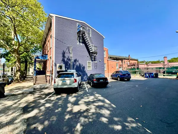 329 Saint John Street, New Haven, CT 06511