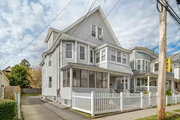 73 Pixlee Place, Bridgeport, CT 06610