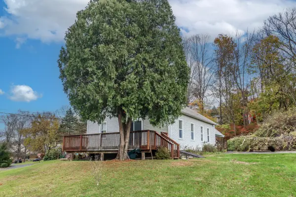 6 Thomas Lane, New Milford, CT 06776