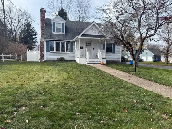 83 Meadowbrook Drive, Bristol, CT 06010