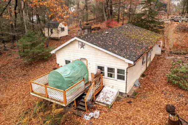 32 Sepous Road, Avon, CT 06001