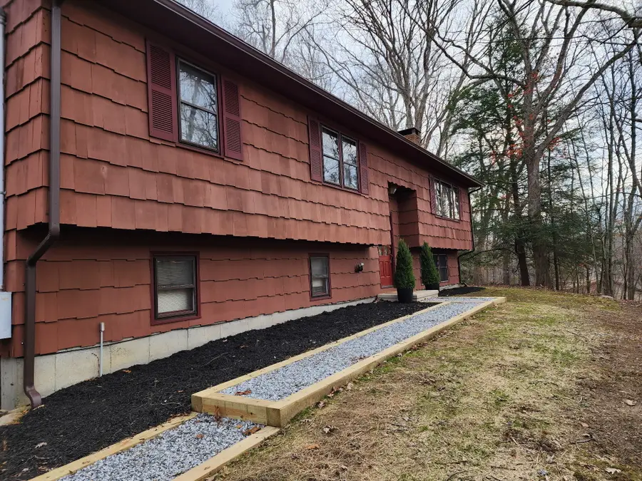 44 West Street, Oxford, CT 06478 - Image #2