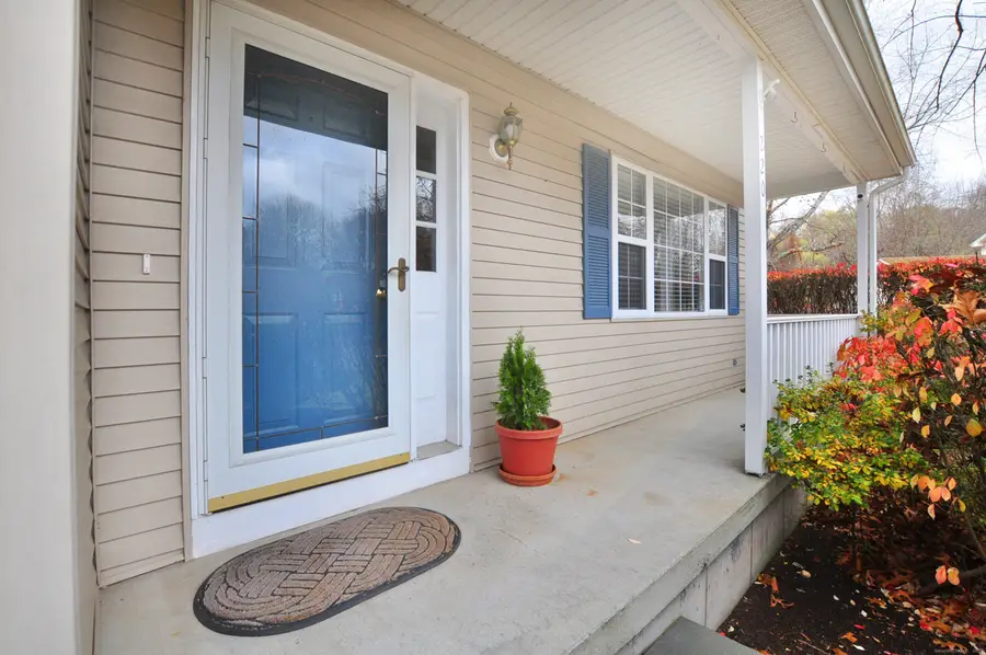 220 Castlewood, Windsor, CT 06095 - Image #3