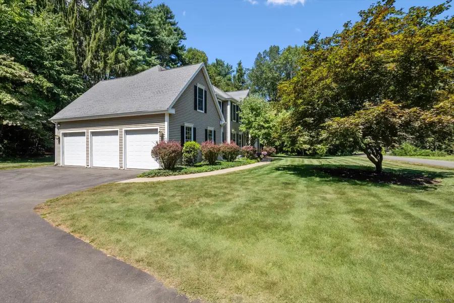 102 Country Club Road, Avon, CT 06001 - Image #3