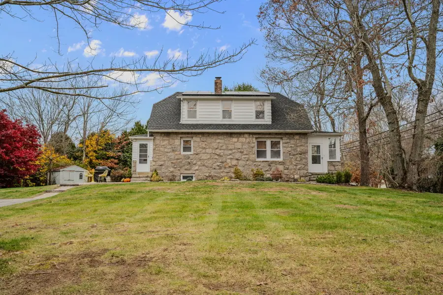 1 East Lake Drive, Quaker Hill, CT 06375 - Image #3