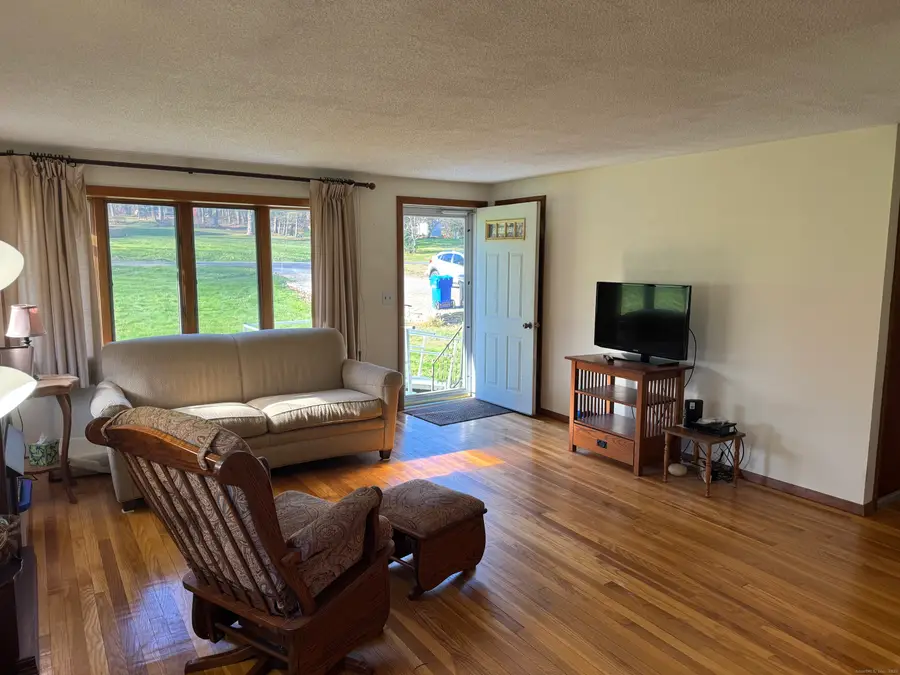 262 Cooper Lane, Coventry, CT 06238 - Image #2