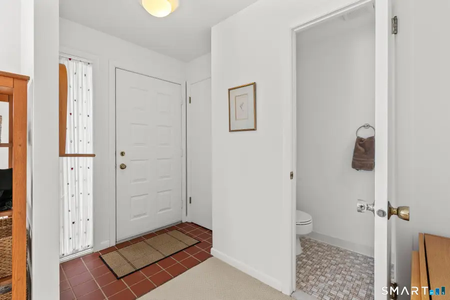 126 Hopmeadow Street #APT 1H, Simsbury, CT 06089 - Image #3