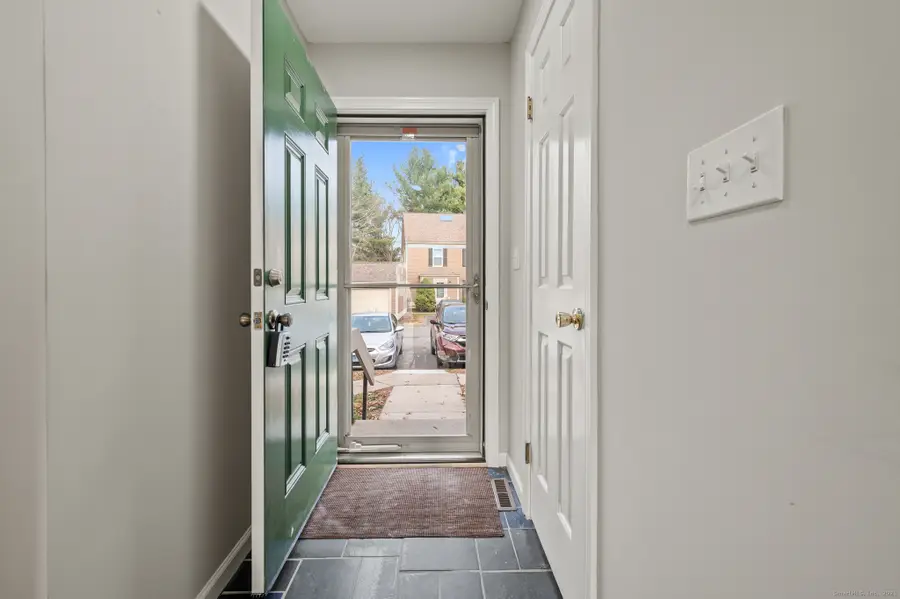 20 Newberry Lane #20, Glastonbury, CT 06033 - Image #3