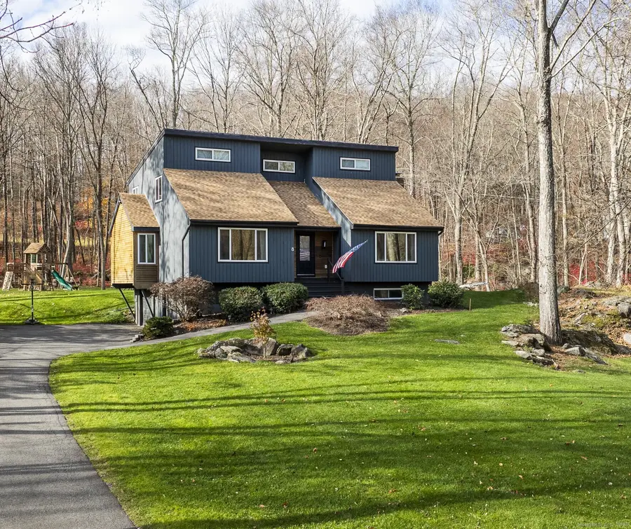 8 Cherokee Drive, Brookfield, CT 06804 - Image #2