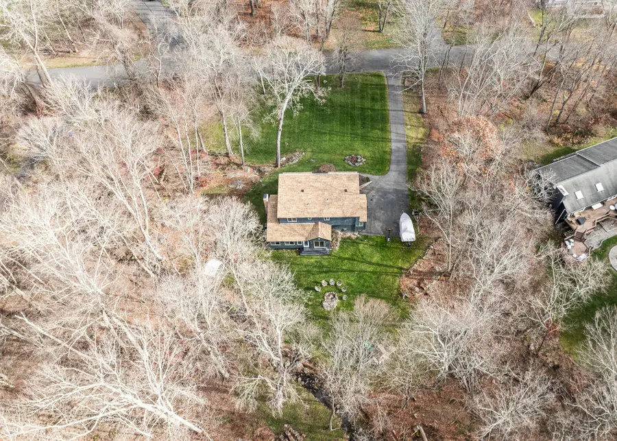 8 Cherokee Drive, Brookfield, CT 06804 - Image #3