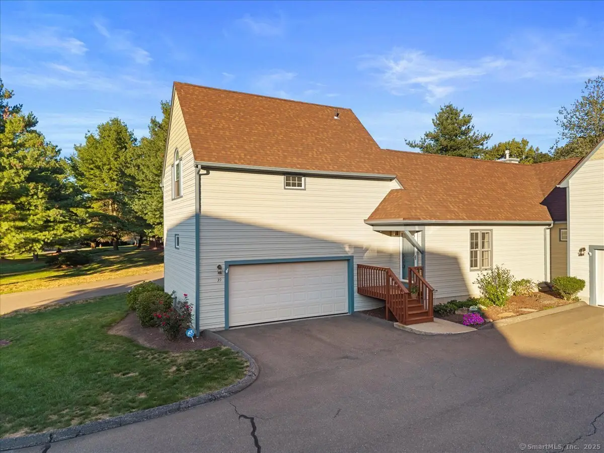 39 L Hermitage Drive #39, Shelton, CT 06484 - Image #1