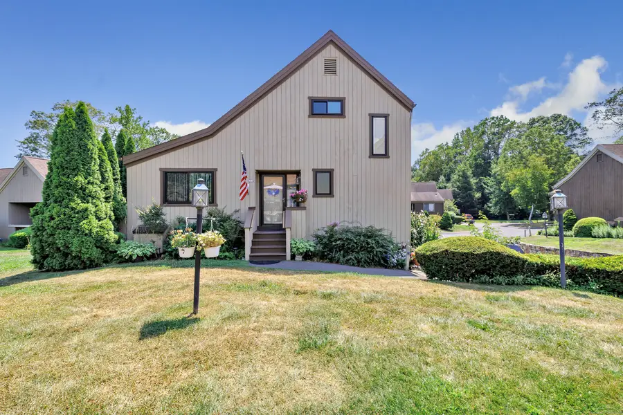 87 Creek Lane #A, Stratford, CT 06614 - Image #2