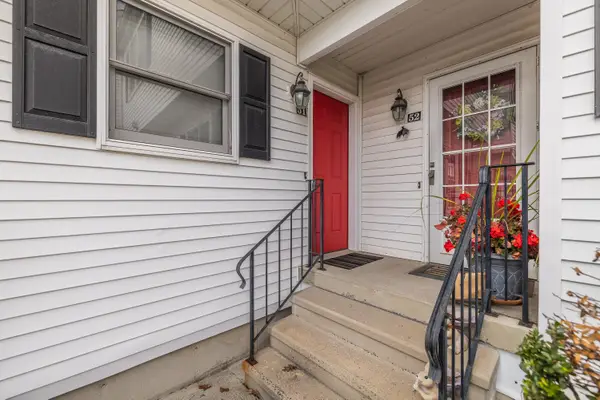 51 Commodore Commons #51, Derby, CT 06418