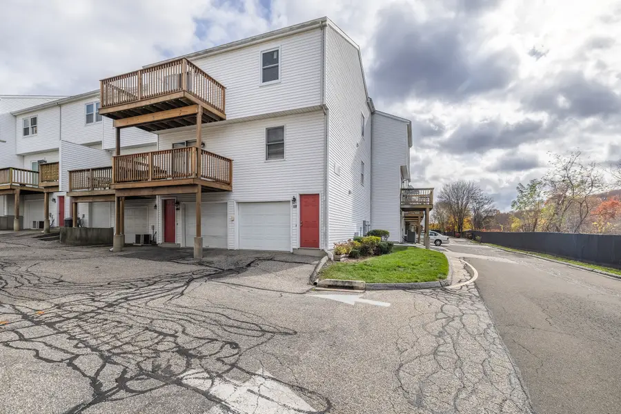 51 Commodore Commons #51, Derby, CT 06418 - Image #2