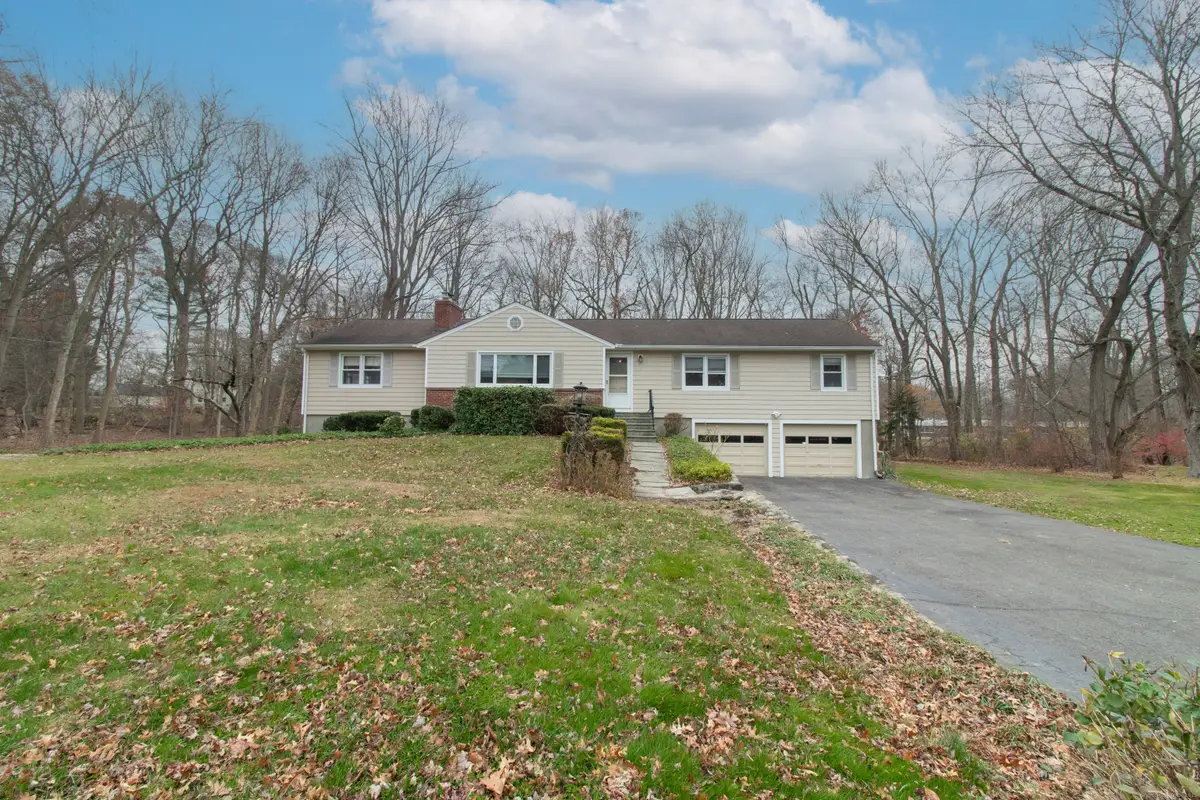 306 Hawthorne Lane, Orange, CT 06477 - Image #1