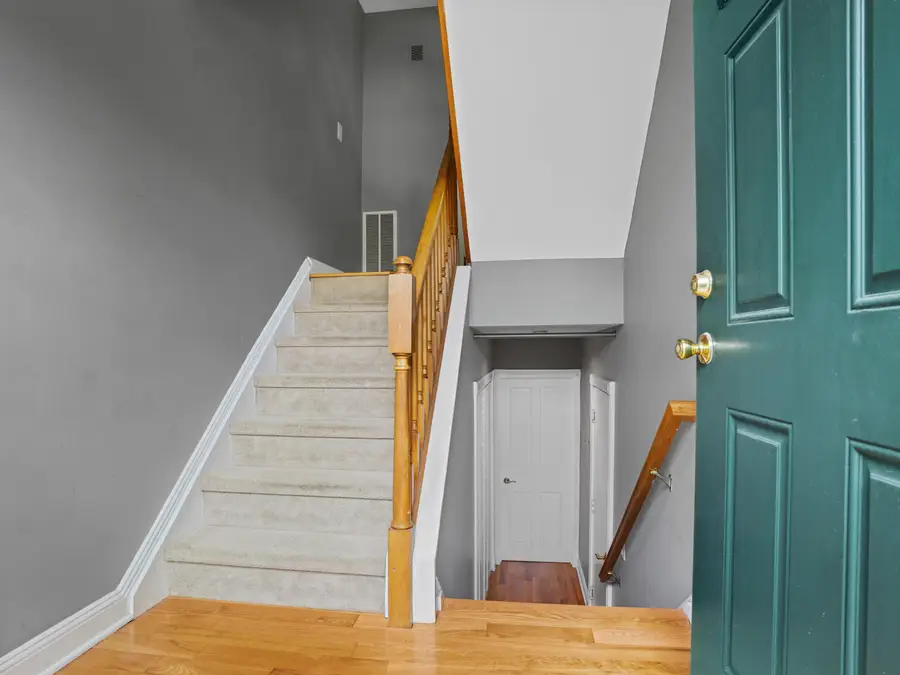 122 Paugusett Circle #122, Trumbull, CT 06611 - Image #3