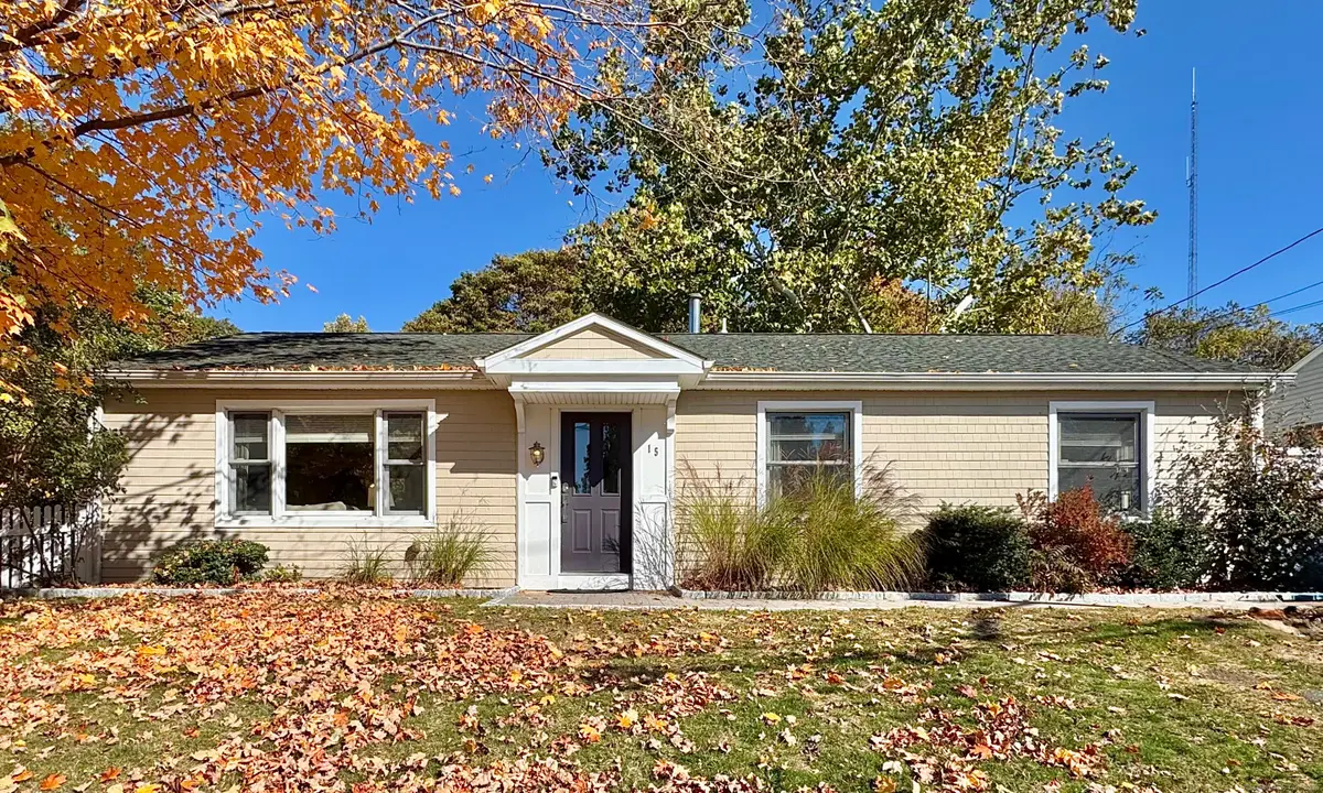 15 Alpha Street, Milford, CT 06460 - Image #1