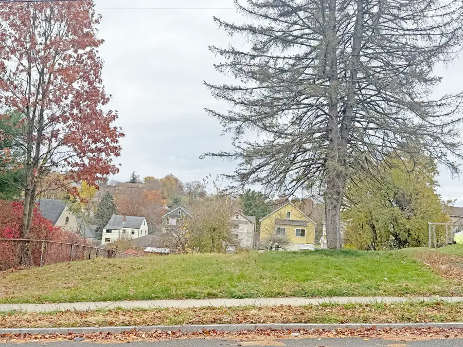 107 Allen Street, New Britain, CT 06053 - Image #2