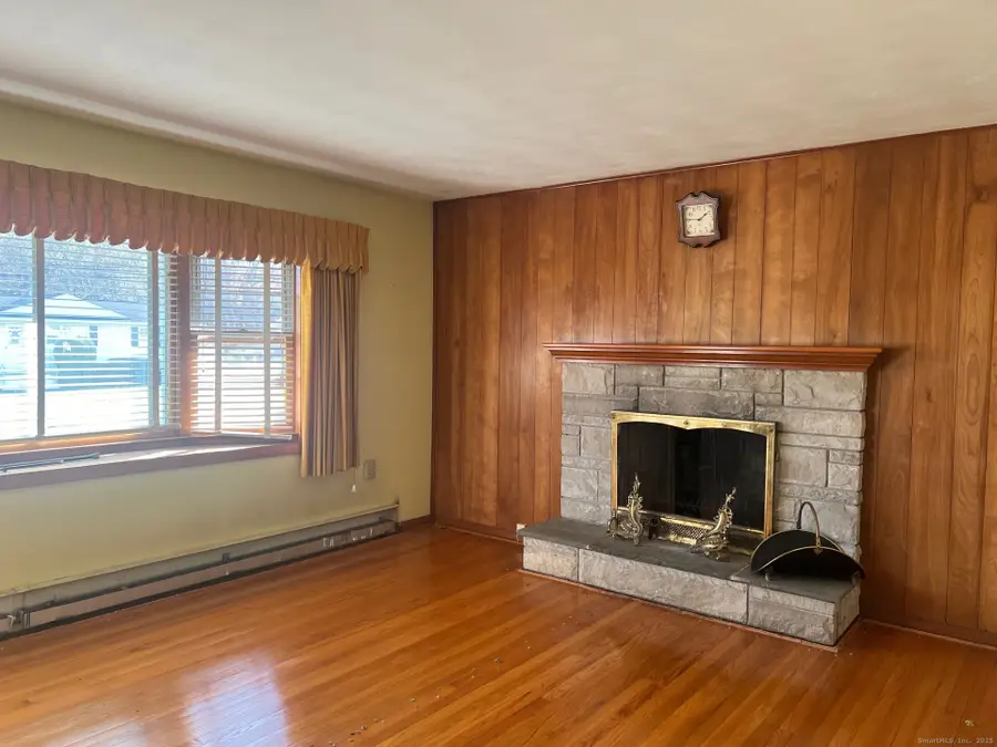 4 Meadow Drive, Waterford, CT 06385 - Image #3