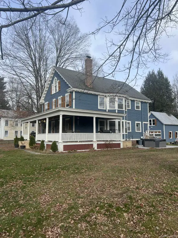 390 Main Street, New Hartford, CT 06057