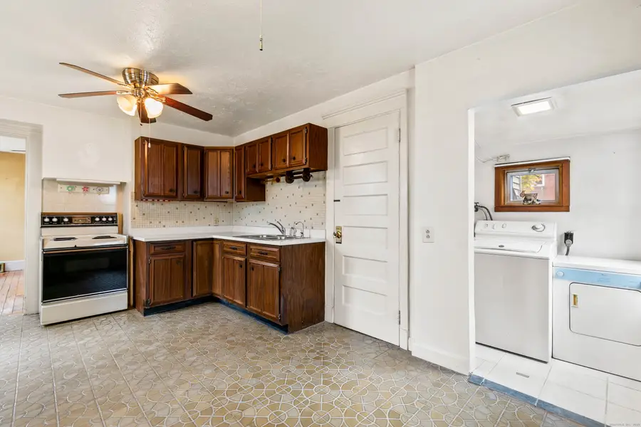 458 Thompson Avenue, East Haven, CT 06512 - Image #3