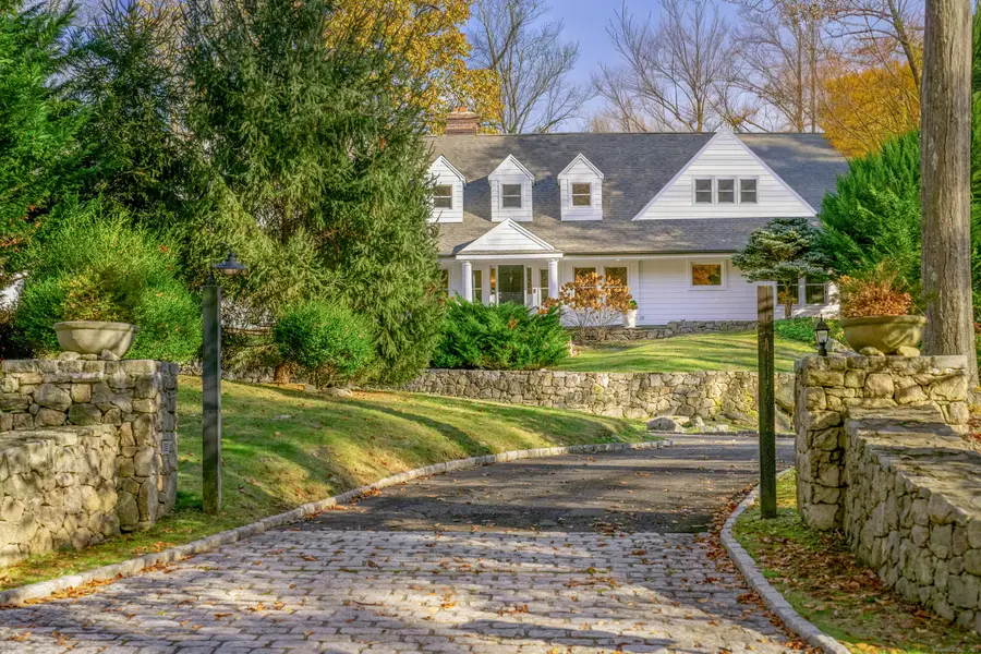 10 Woodhill Road, Wilton, CT 06897 - Image #2